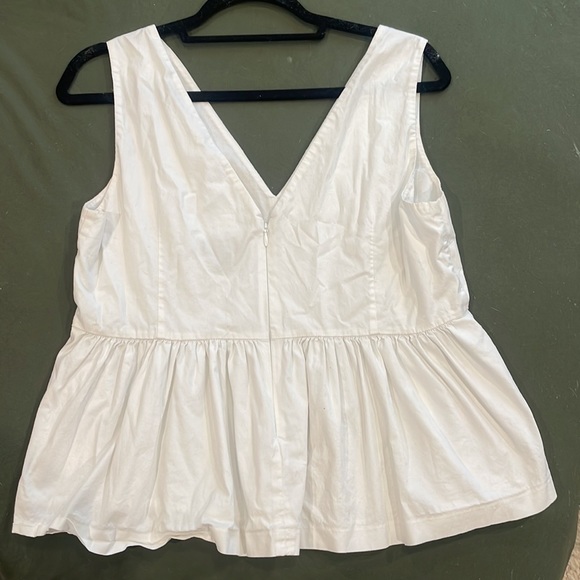 J Crew Peplum White Top - Picture 2 of 3